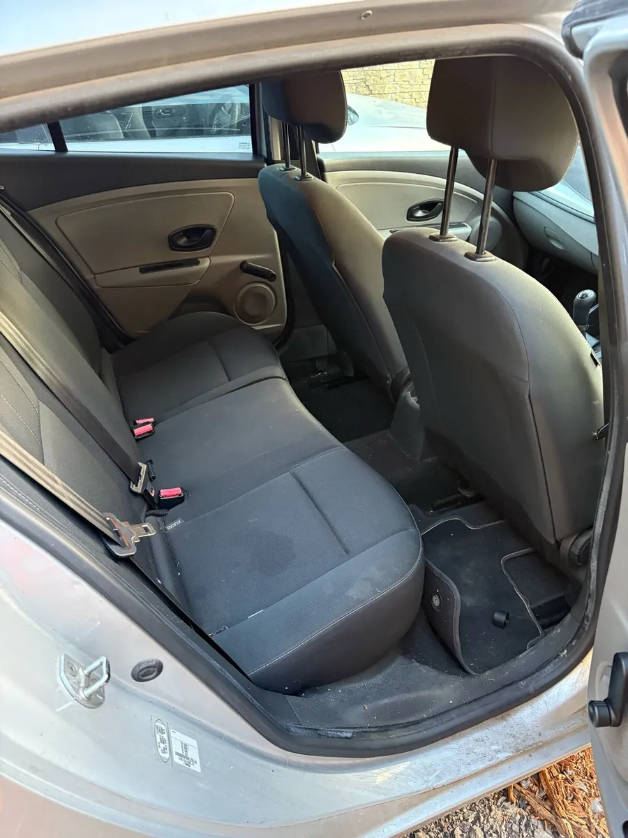 Renault Megane 2012 1.5dci - Image 4