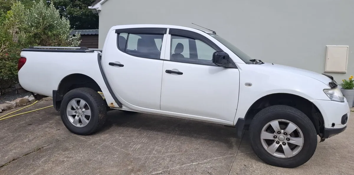 Mitsubishi l200 - Image 2