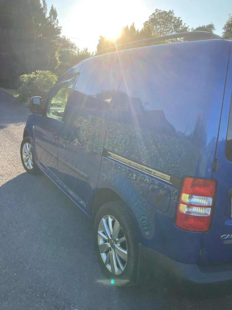 VW Caddy Basic Camper - Image 4