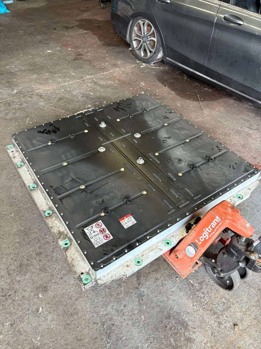 Volkswagen 62kWh Battery (0Z1 915 911 FB) - Image 1