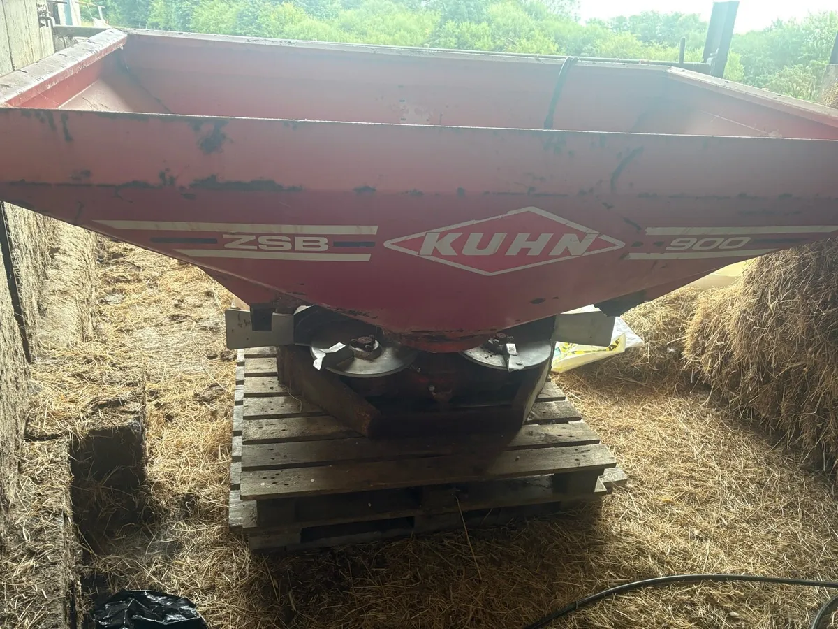 Twin Disc fertiliser spreader - Image 4