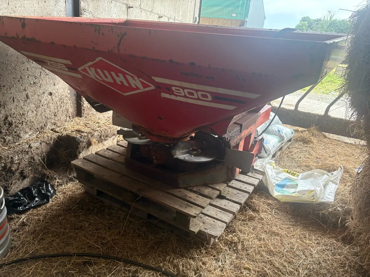 Twin Disc fertiliser spreader - Image 4