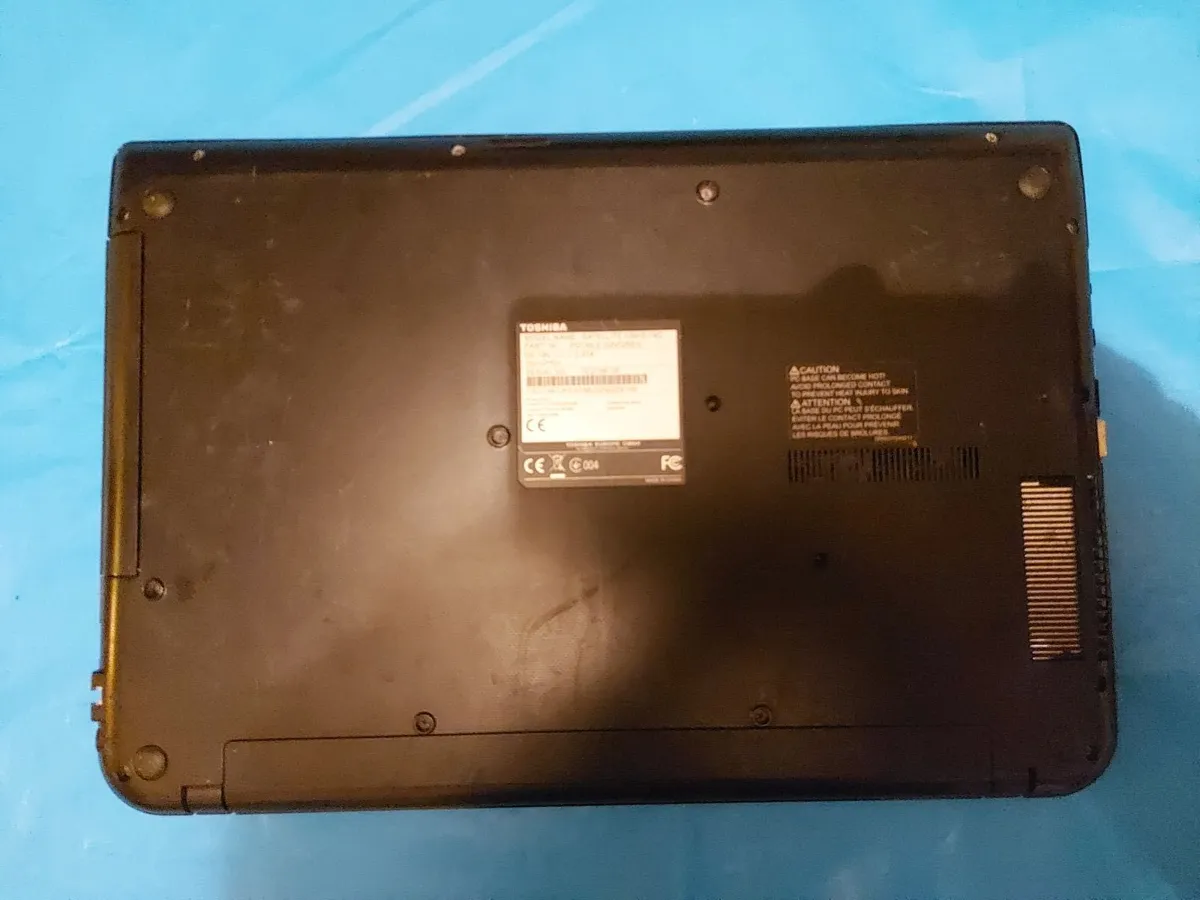 Toshiba Satellite Laptop C50-B-14D, 4GB RAM, 500GB - Image 3