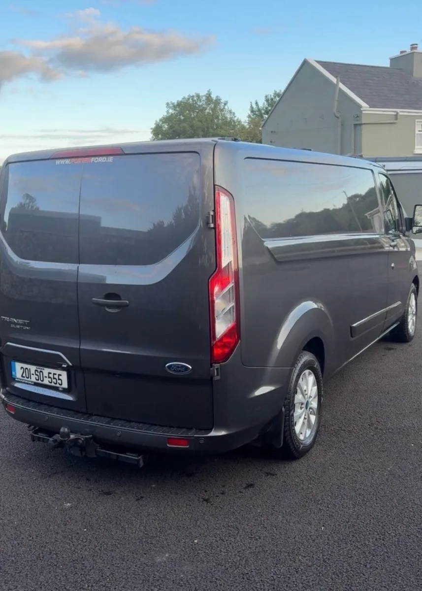 Ford Transit Custom Limited - Image 3