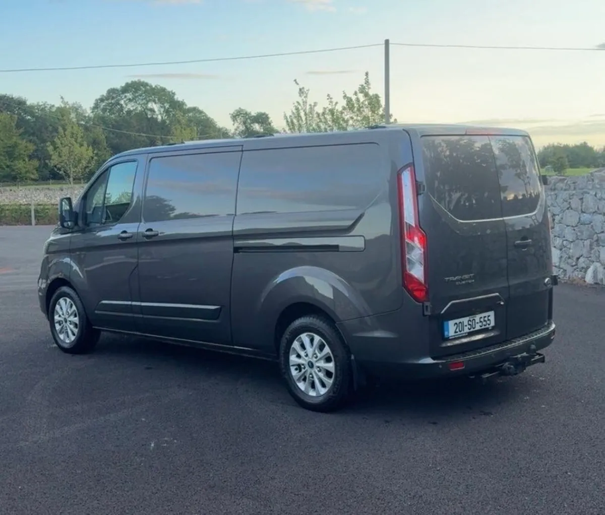 Ford Transit Custom Limited - Image 2