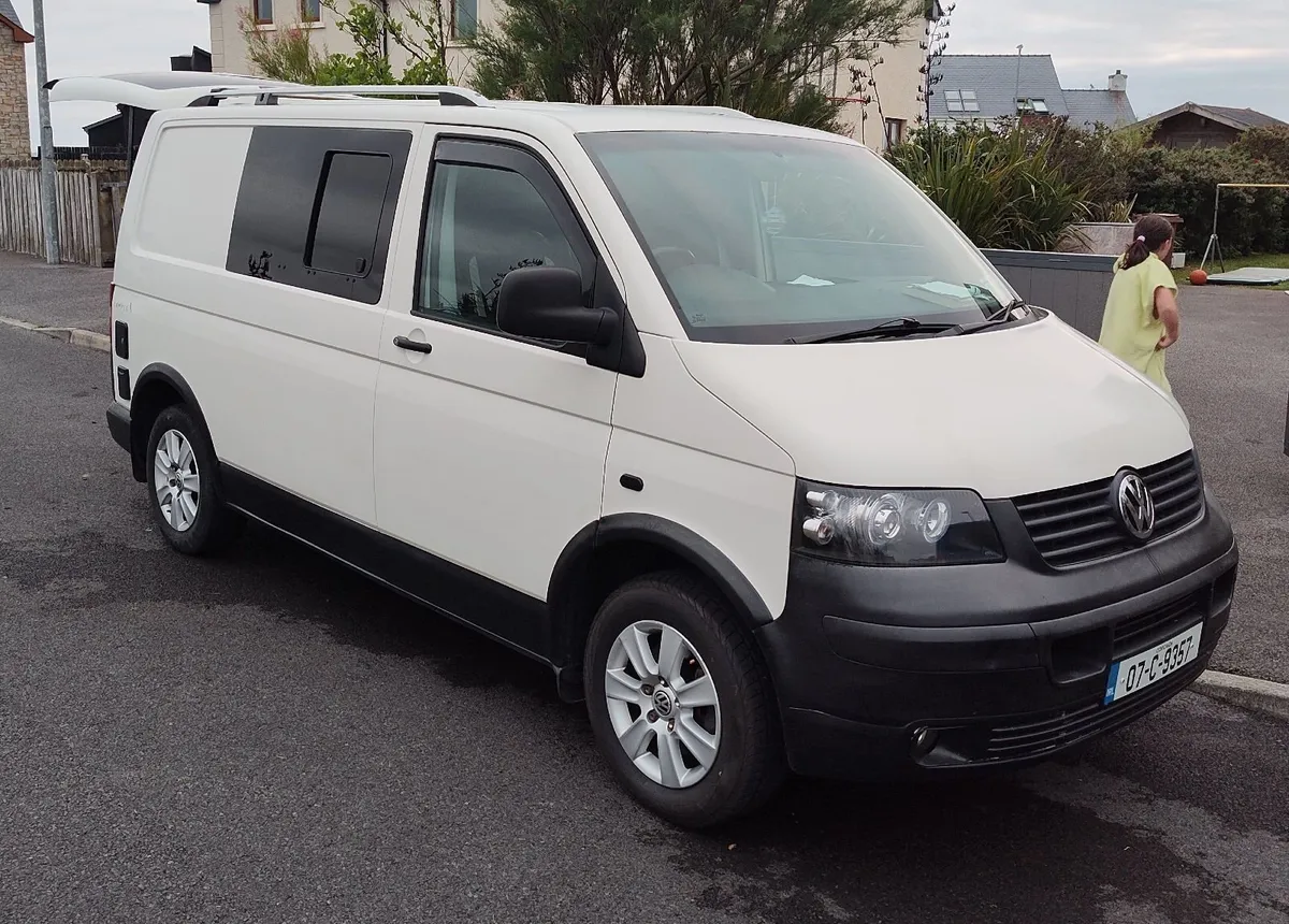 VW T5 Camper Transporter 1.9 - Image 2