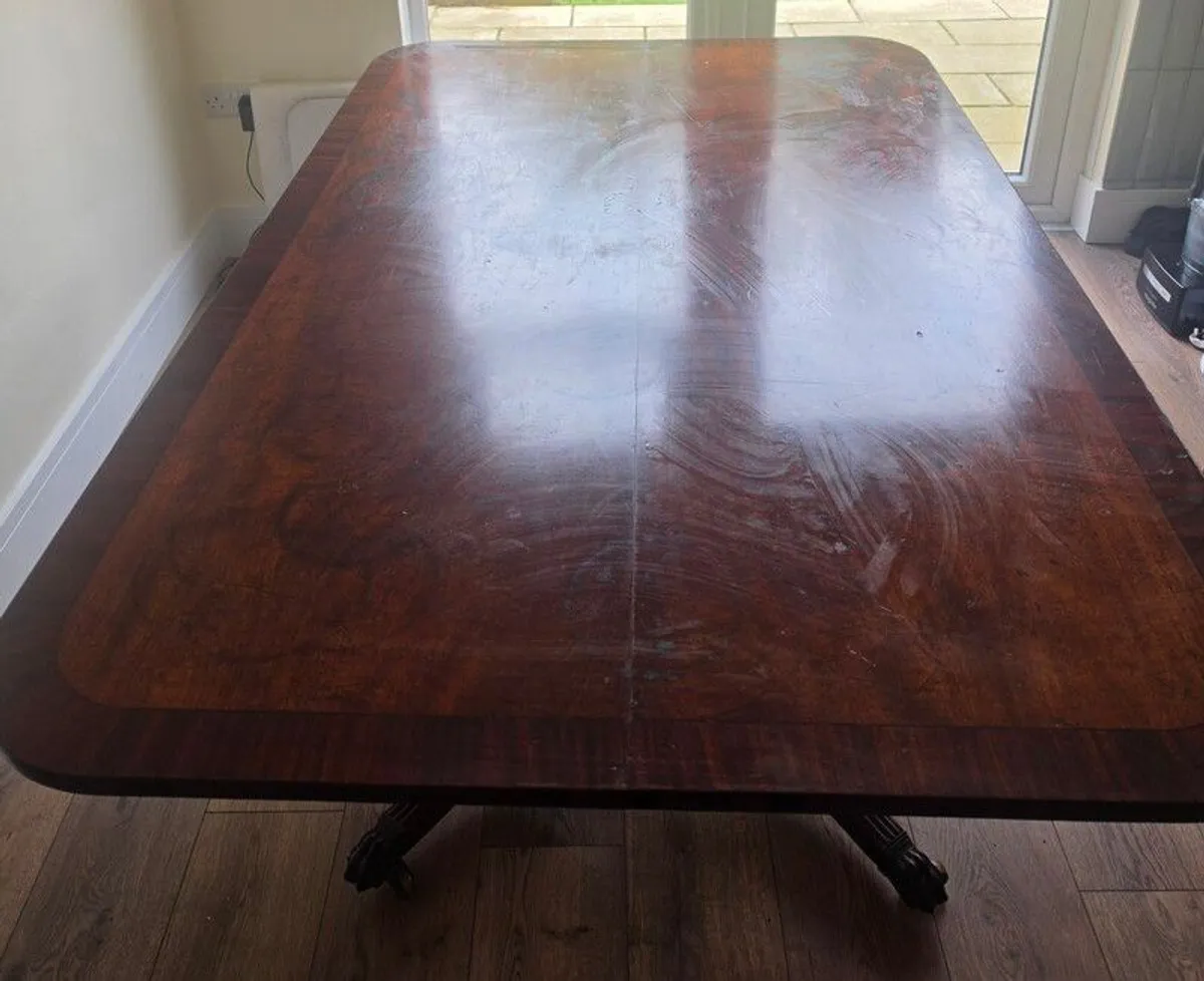 Dining table for sale - Image 2