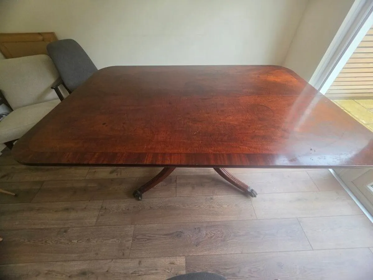 Dining table for sale - Image 4