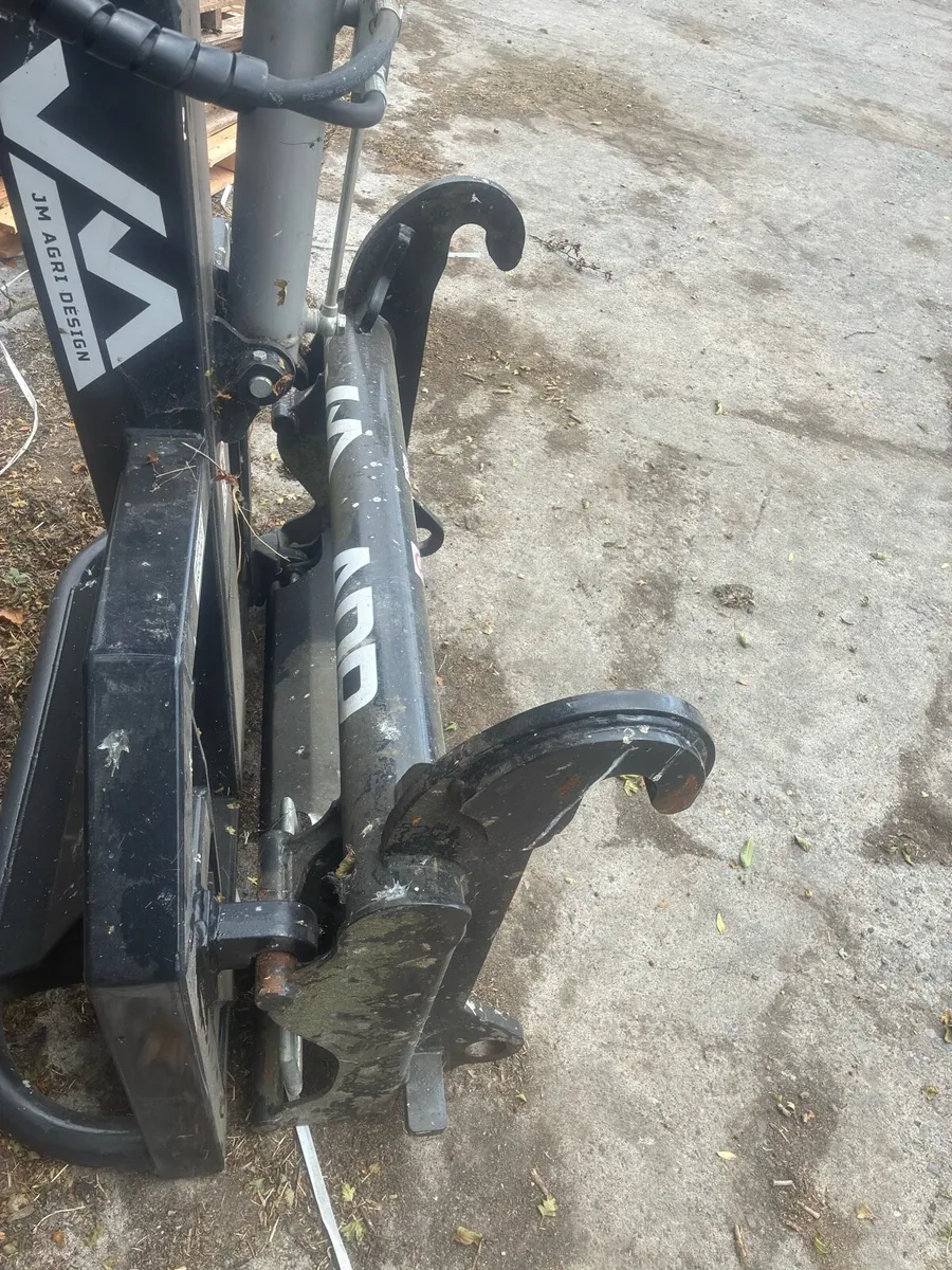 Volvo headstock to euro bracket adapter - Image 1