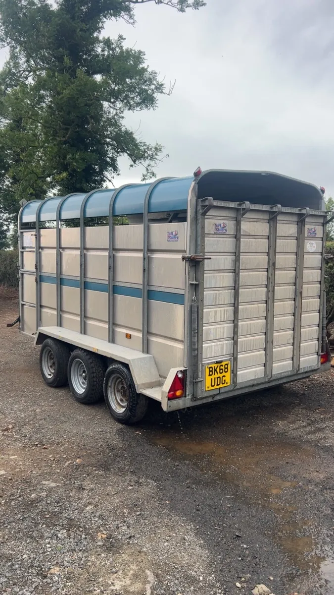 Livestock trailer - Image 1