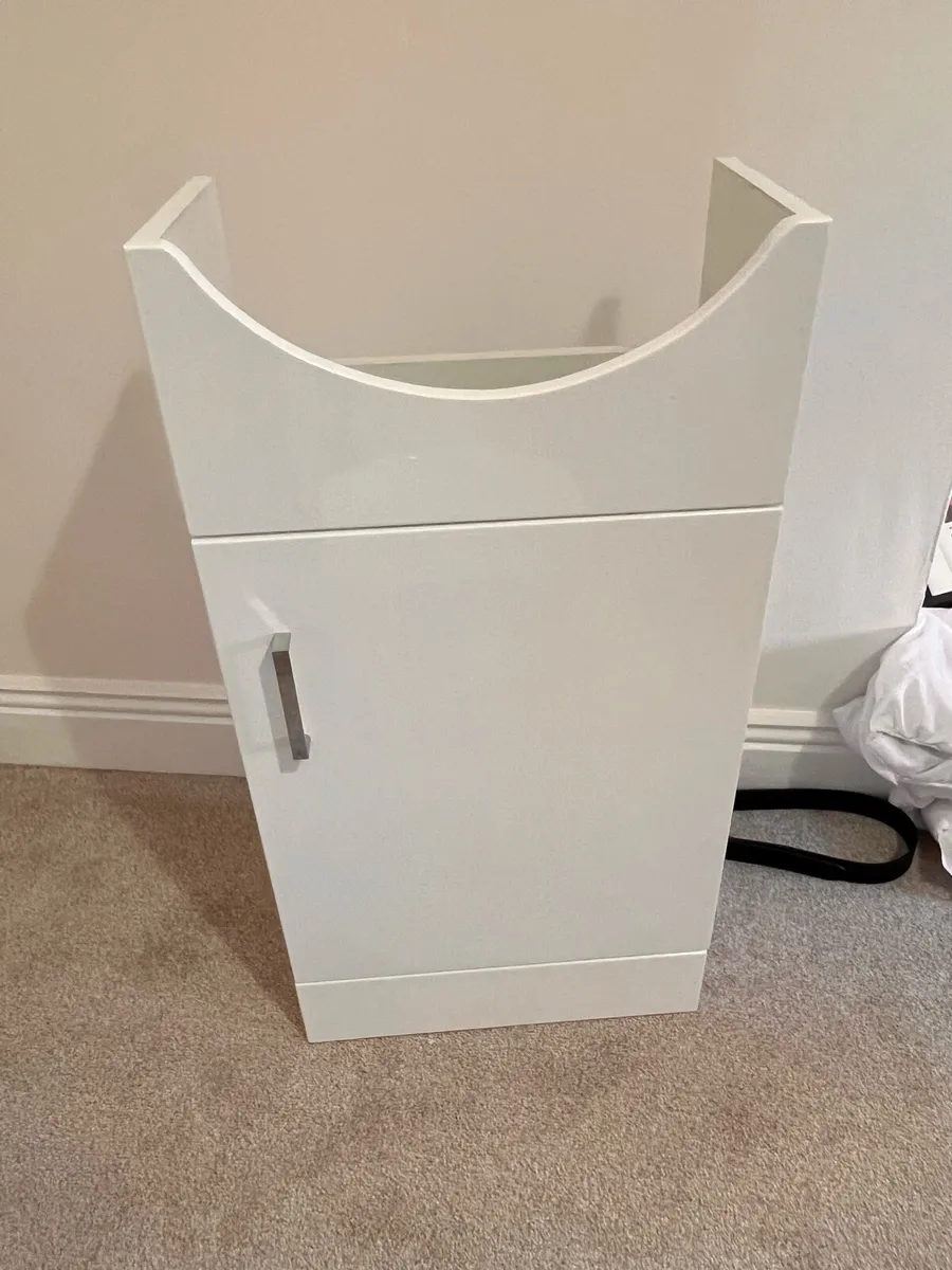 Brand new Armando Vanity Unit and Basin - Image 4