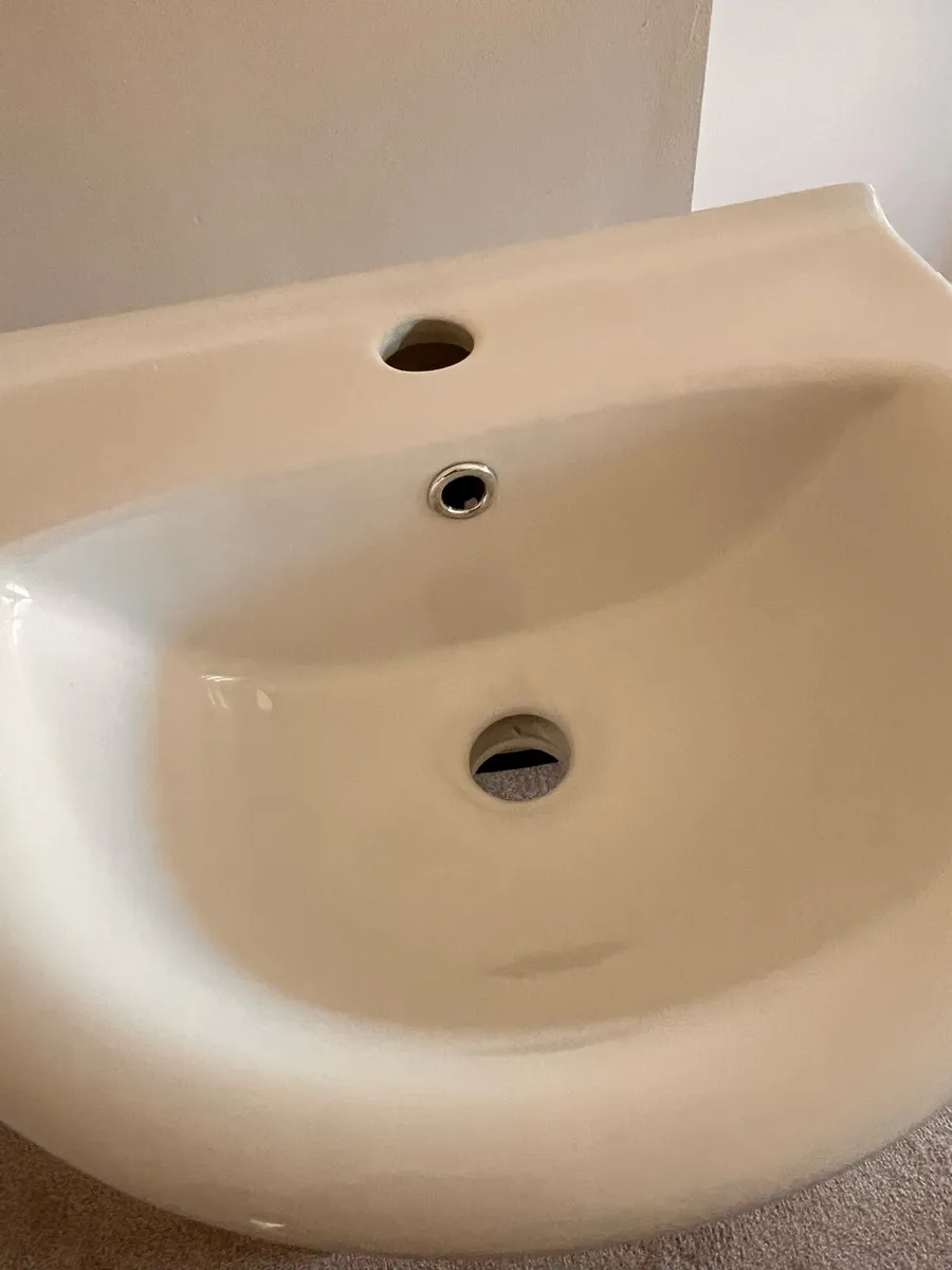 Brand new Armando Vanity Unit and Basin - Image 2