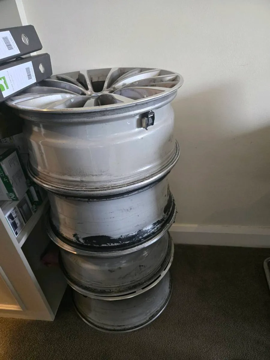 BMW ALLOYS - Image 2