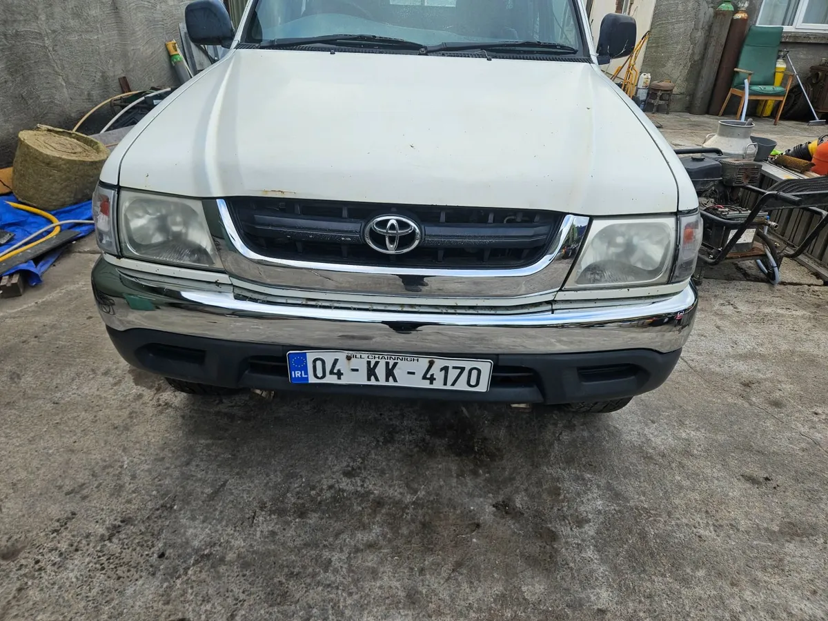Toyota Hilux 2004 - Image 3