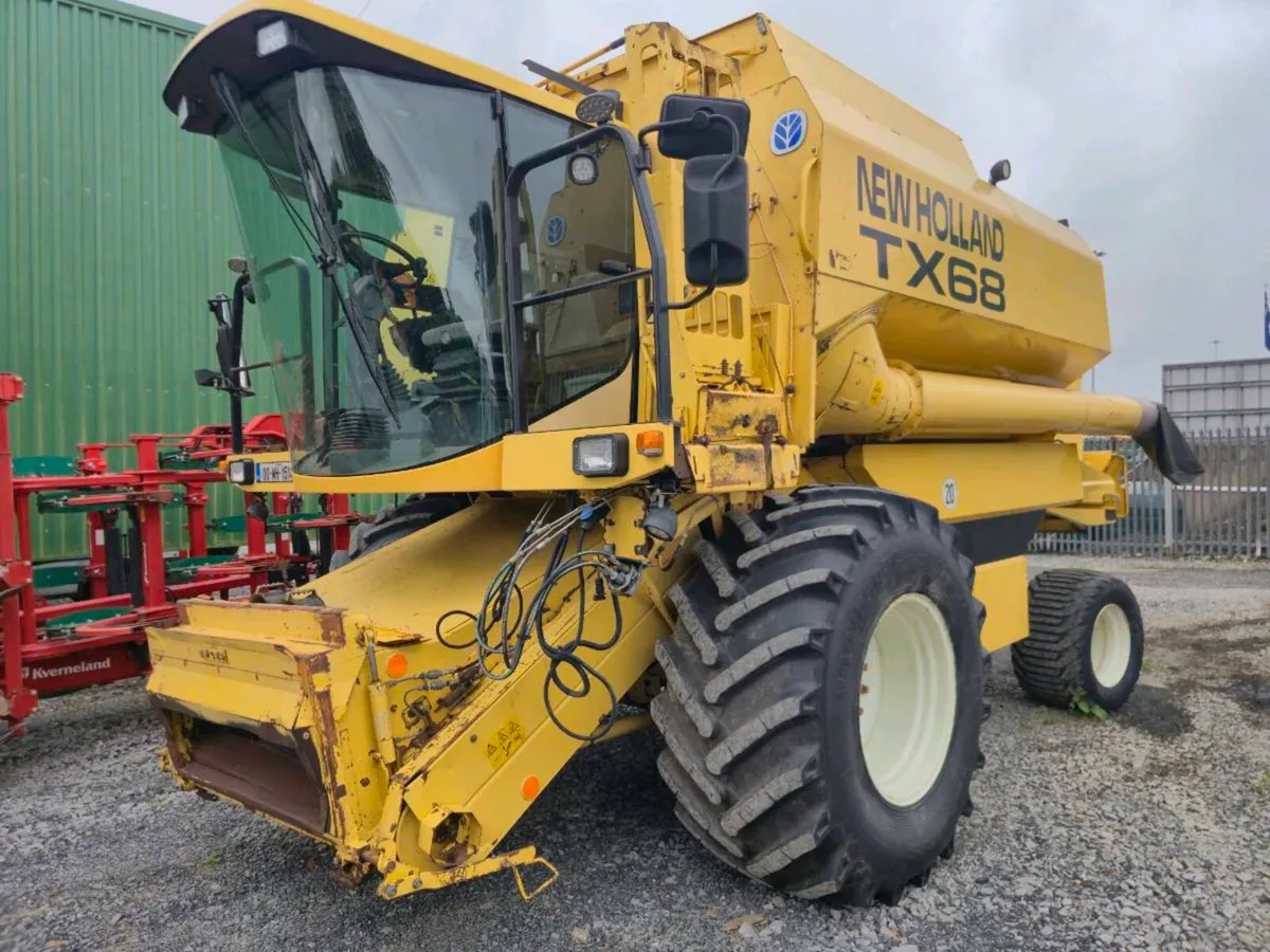 2000 Newholland TX68 - Image 1