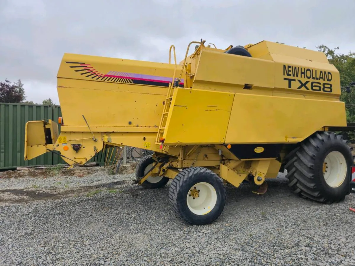 2000 Newholland TX68 - Image 4