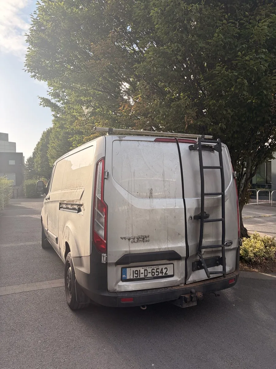 Ford Transit Custom - Image 3