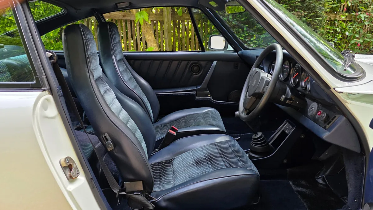 1984 Porsche 911 Carrara 3.2 - Fully Restored - Image 4