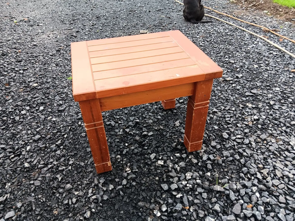 Solid wood small coffee table - Image 2