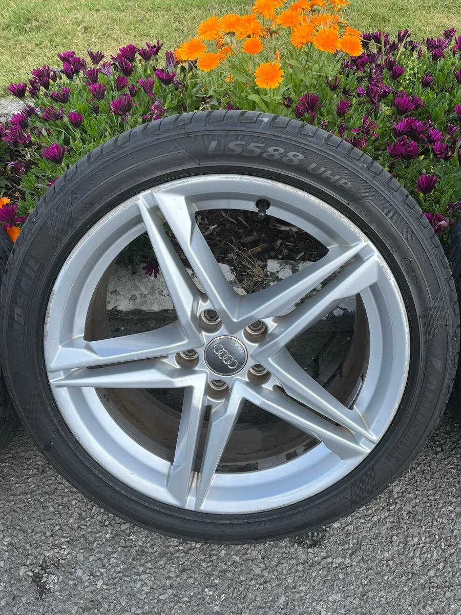 18 Inch Genuine Audi A4 S Line Alloys & Tyres - Image 4