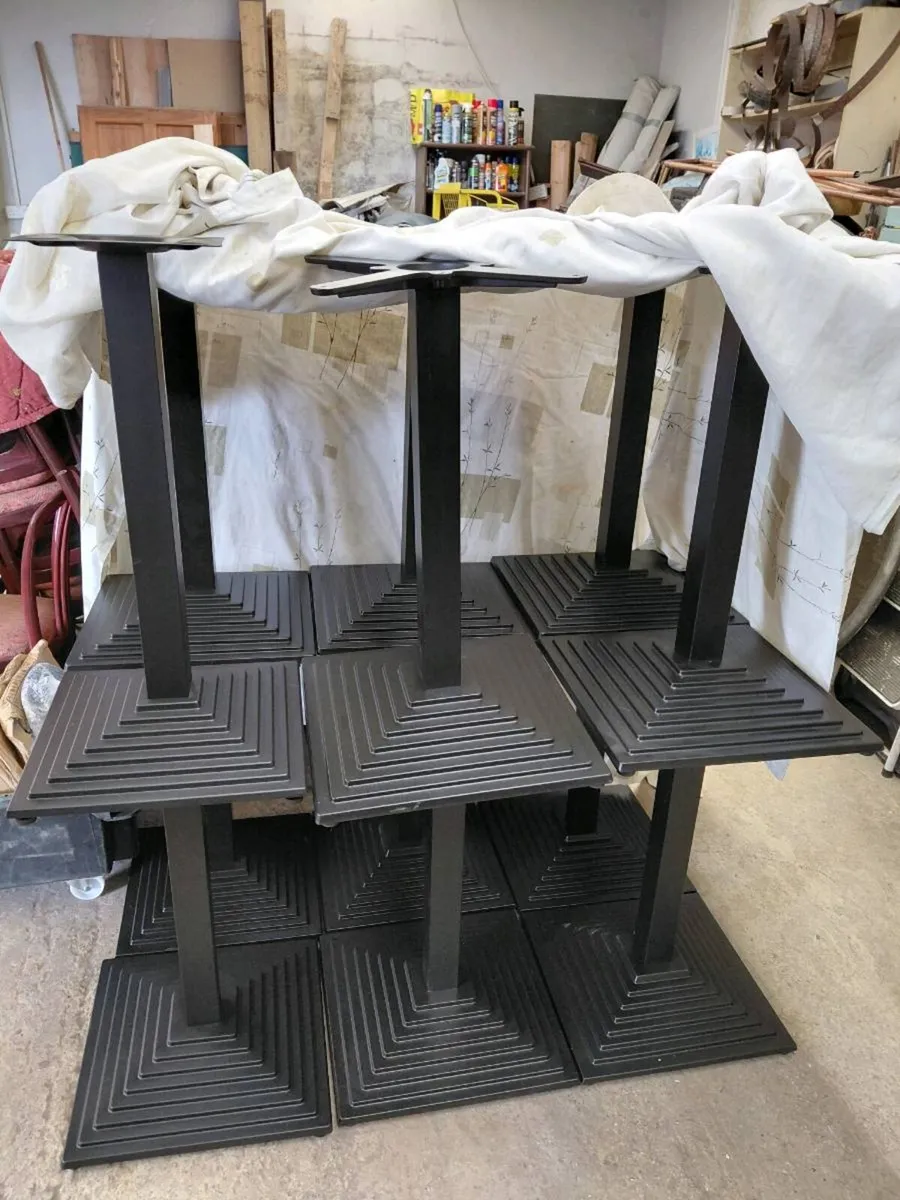 Bar pub stools tables stools furniture - Image 1