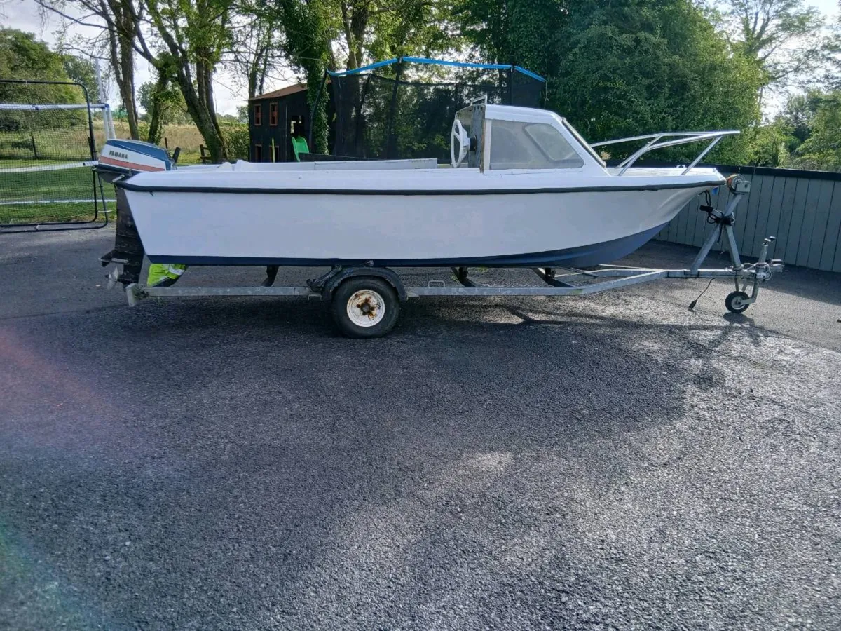 16ft Boat + 20hp Yamaha Engine( NO TRAILER) - Image 1