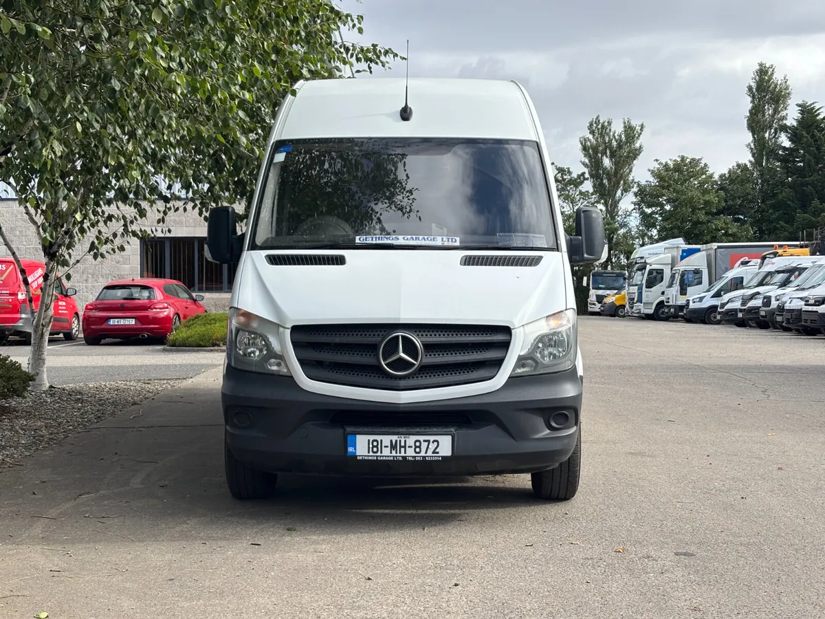 Mercedes-Benz Sprinter LWB 2018 - Image 2