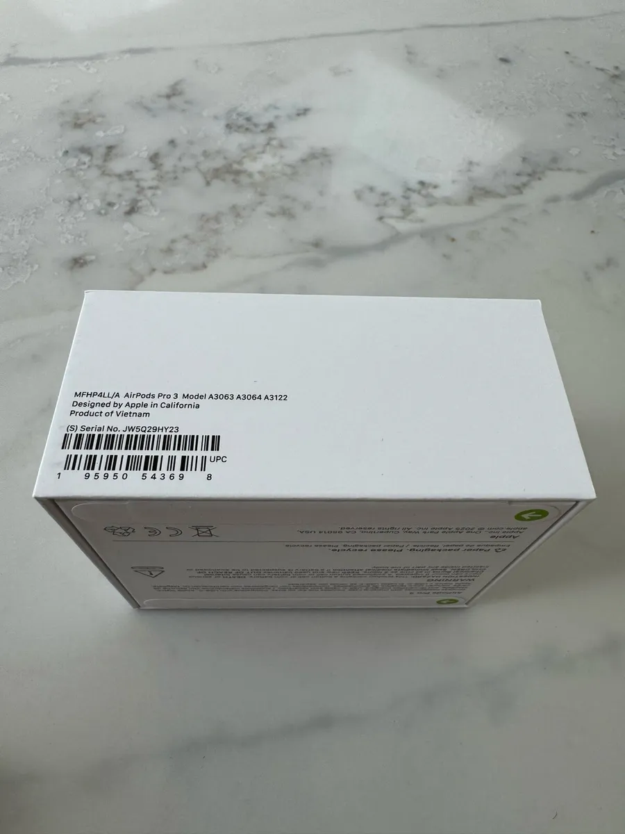 Brand new AirPods Pro 3 - Image 3