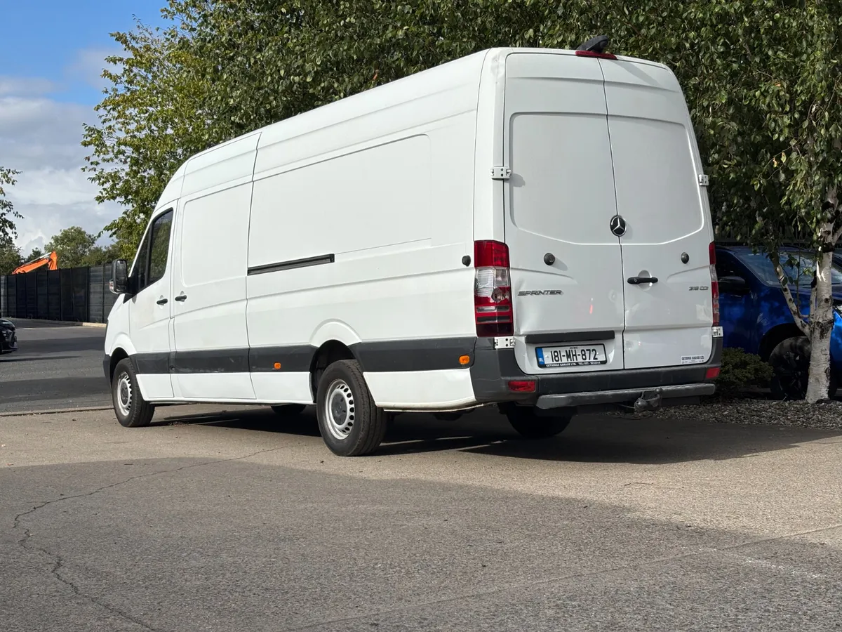 Mercedes-Benz Sprinter LWB 2018 - Image 4