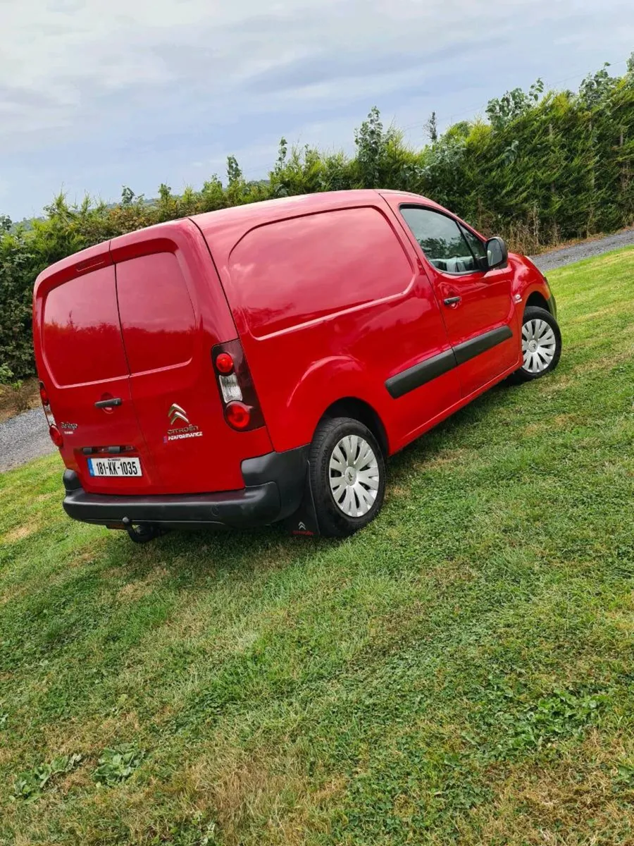 Citroen berlingo van, 3 seats , clean - Image 4