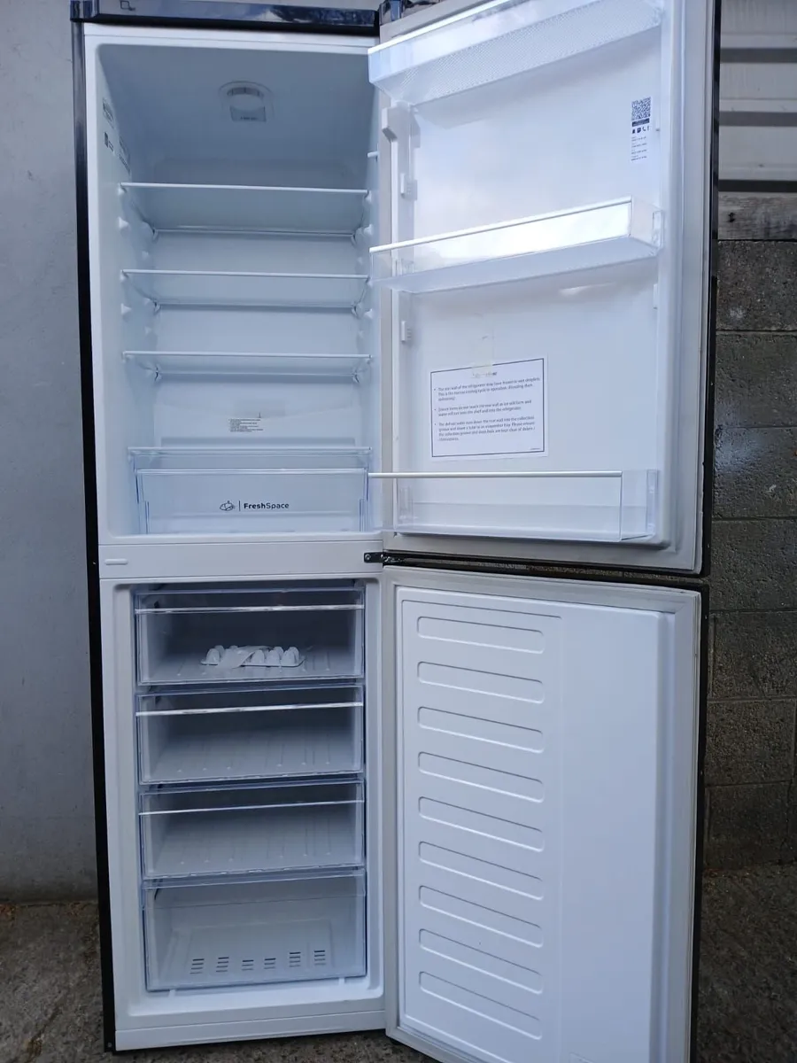 EX DISPLAY BRAND NEW FRIDGE AND FREEZER - Image 4