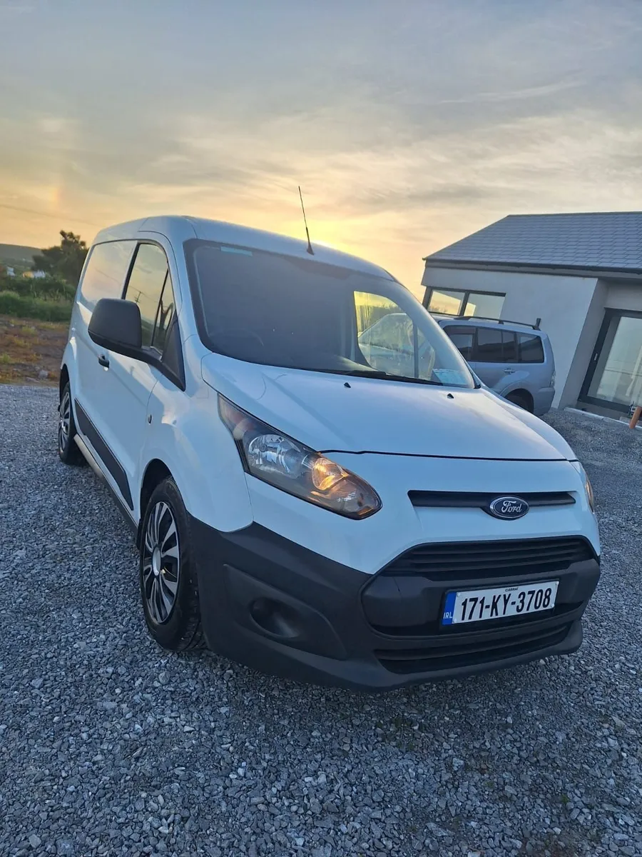 **2017 Ford Transit Connect** - Image 2