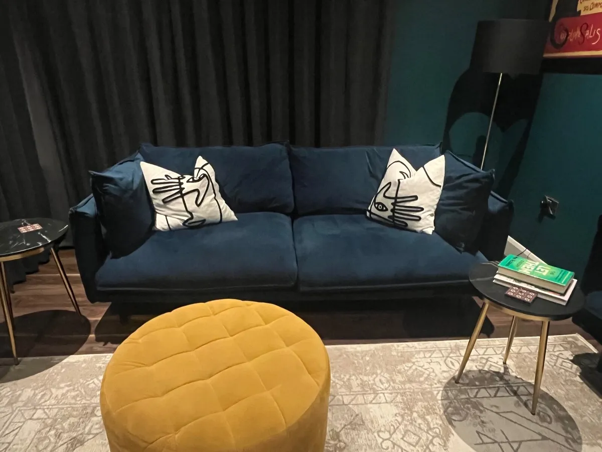 3+2 Seater Velvet Sofa Suite + footstool - Image 1