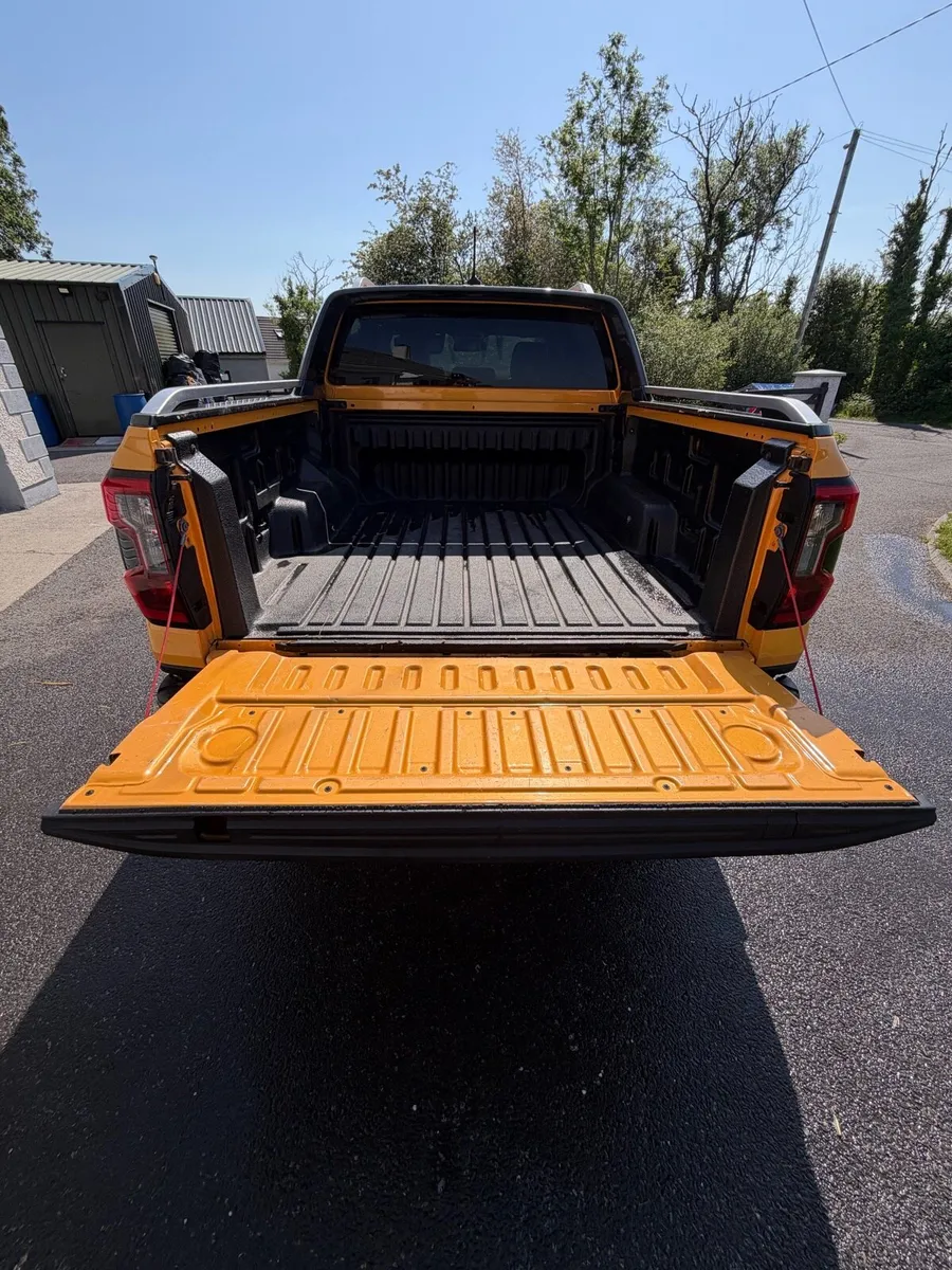 Ford Ranger WildTrack 251 full warranty 2025 72km - Image 4
