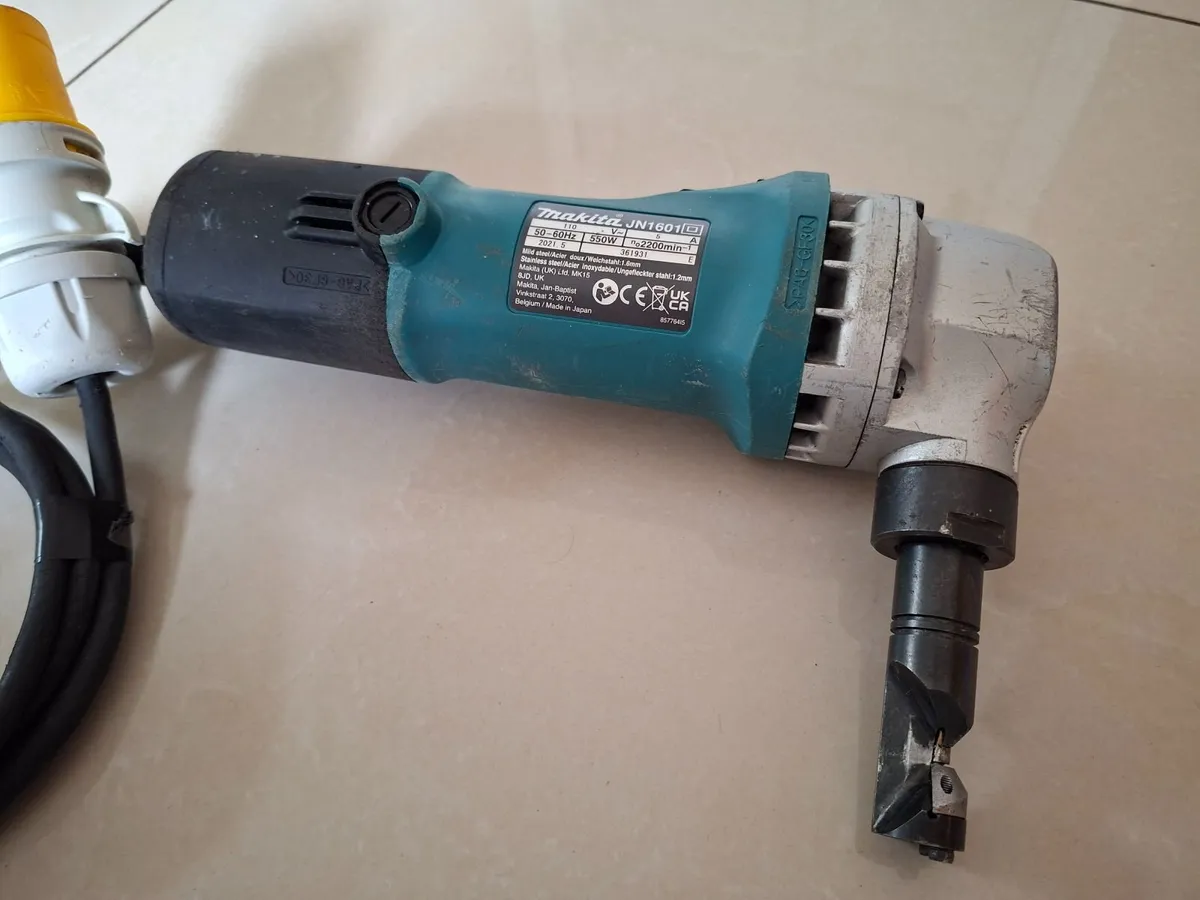 Makita Jn1601 Tin Nibblers 110v - Image 4