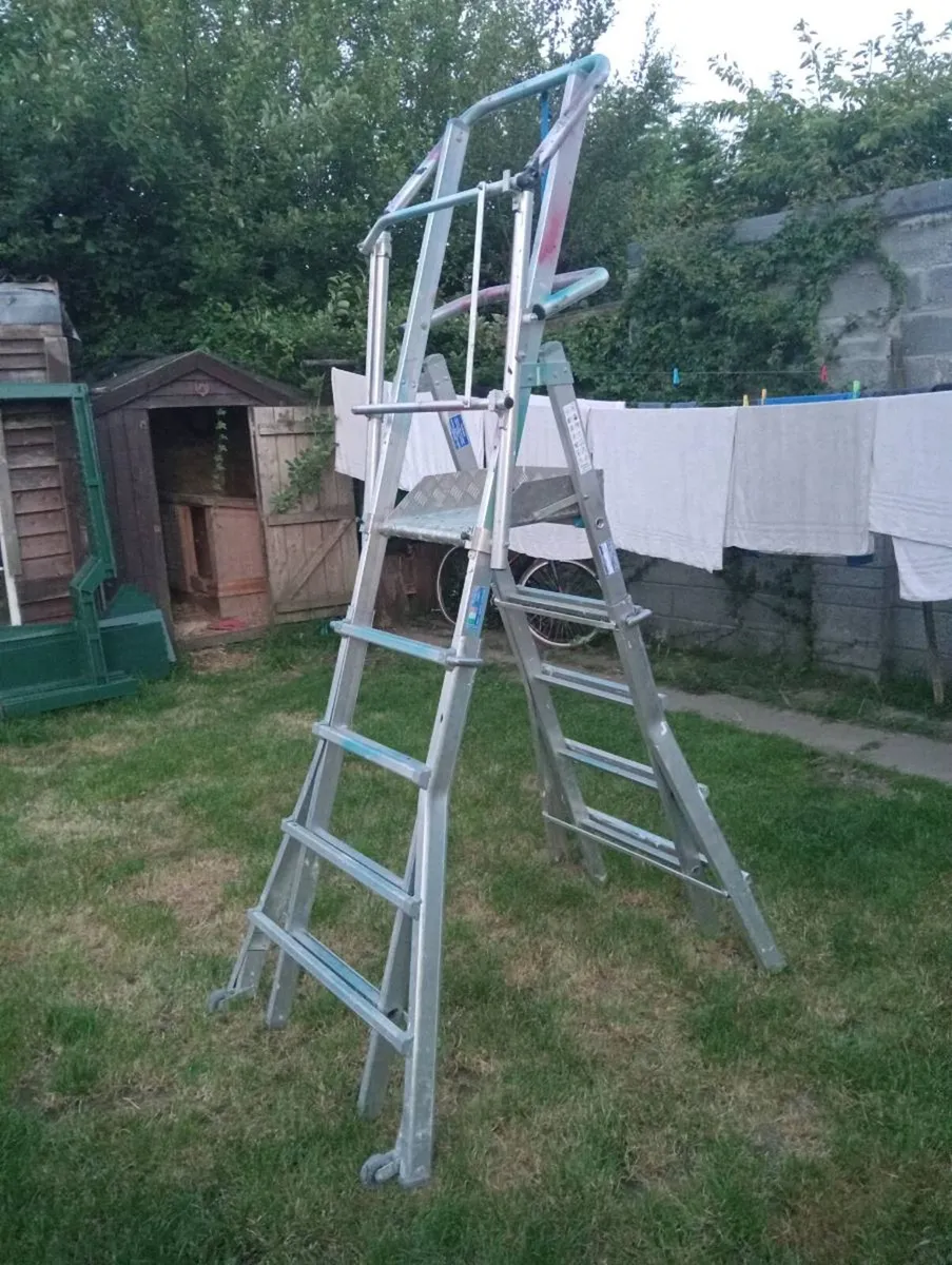 Stradbally 5/8 podium ladder - Image 4