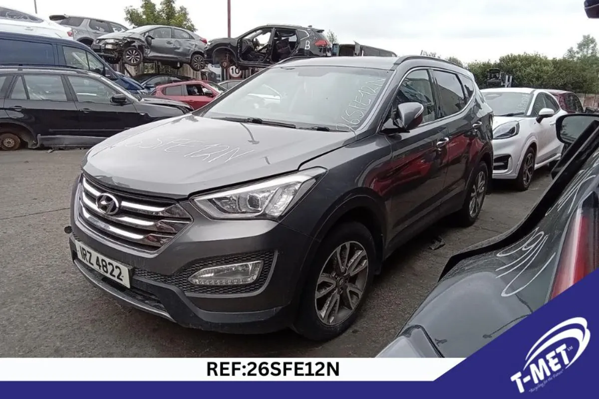 2014 HYUNDAI SANTA-FE BREAKING FOR PARTS - Image 3