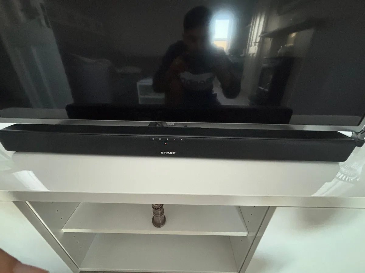 Sharp speaker and bass - Image 1