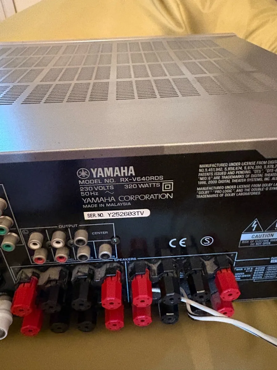 Yamaha Amplifier + 2 Speakers - Image 2