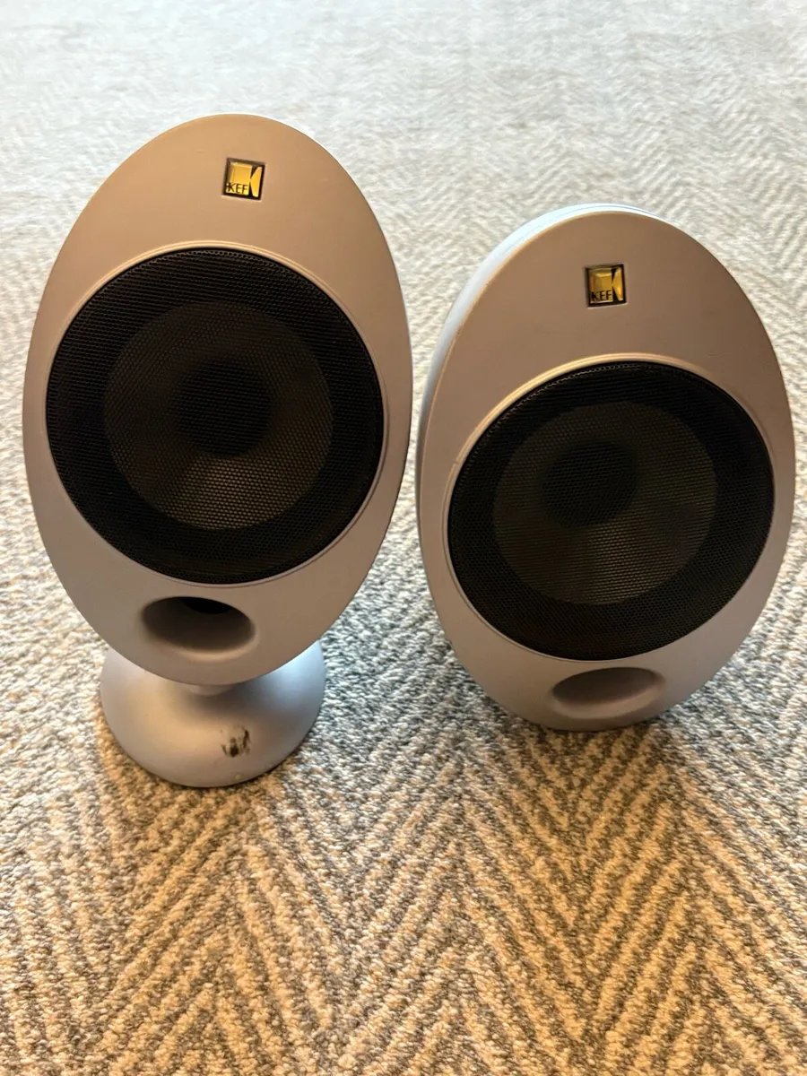 Yamaha Amplifier + 2 Speakers - Image 3