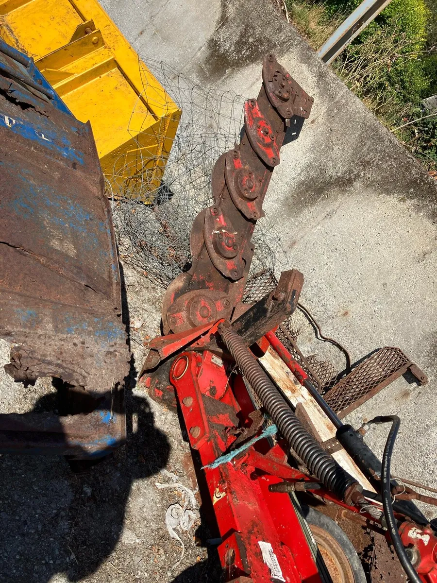 Parts - Image 3