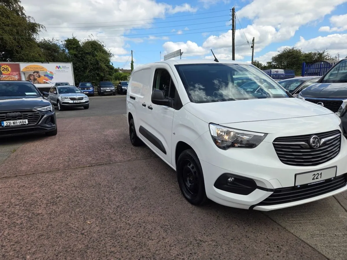 Vauxhall Combo L2H1 2300 SPORTIVE - Image 3