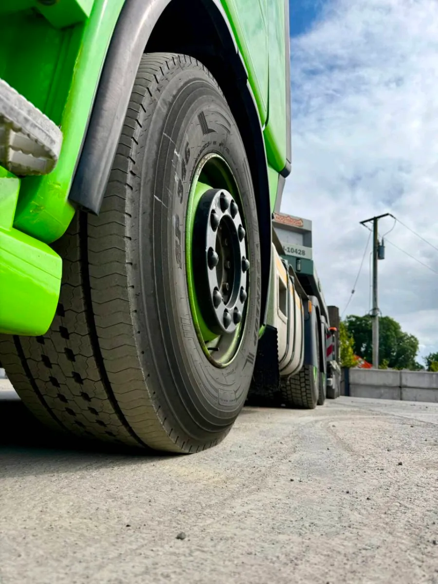 Truck - Image 4