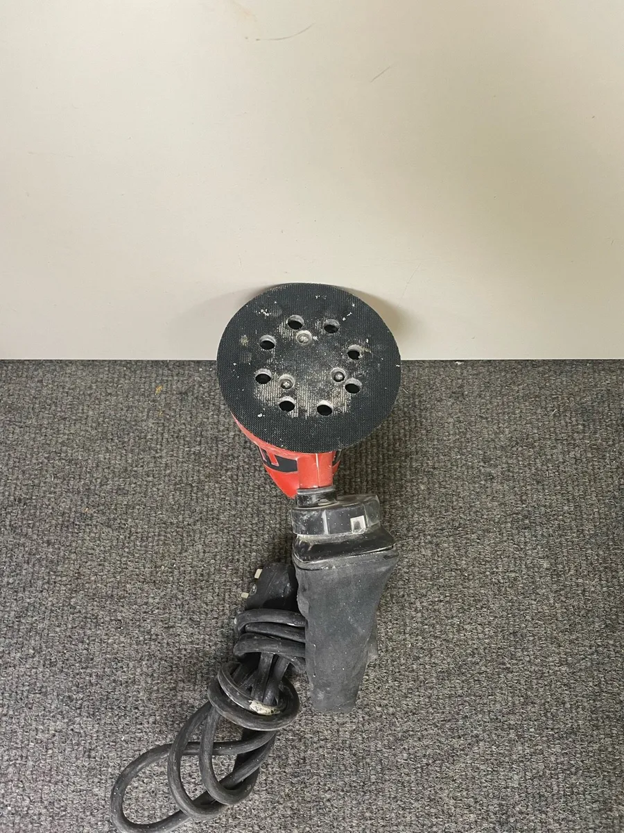 Makita Electric Random Orbit Sander M9204 - Image 1