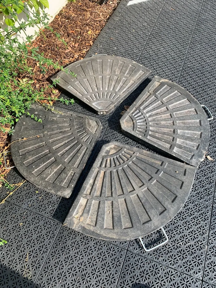 Parasol Weights - Image 1