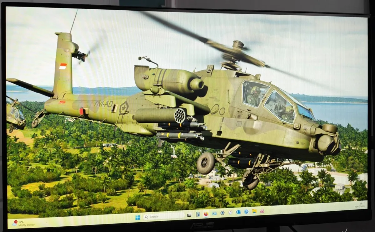 2  gaming monitors - Image 3