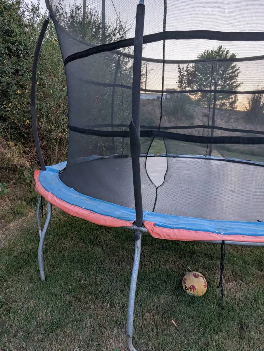 Trampoline - Free to take away - Image 4