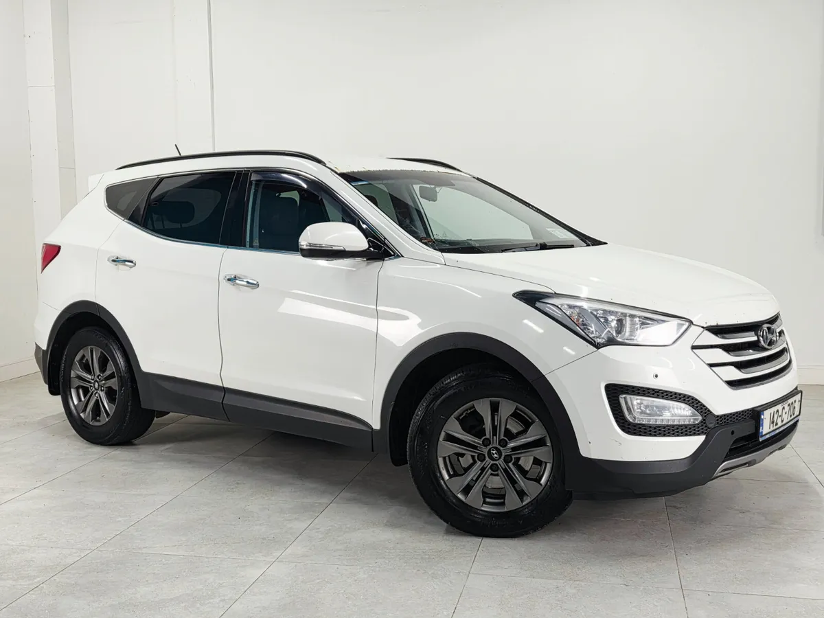 2014 Santa Fe 7-Seat 2.2 CRDi Comfort - 2 owners - Image 2