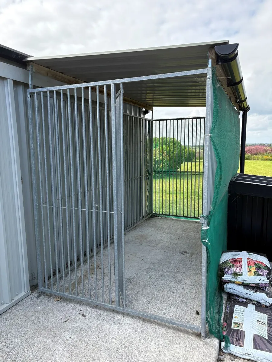 Galvanized Dog Run with medium sized sloped kennel - Image 1