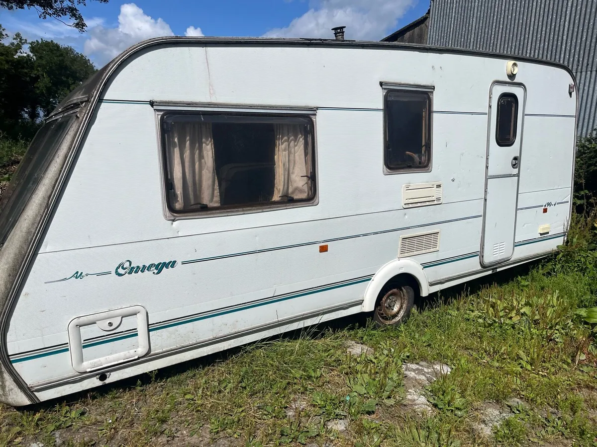 Caravan - Image 1